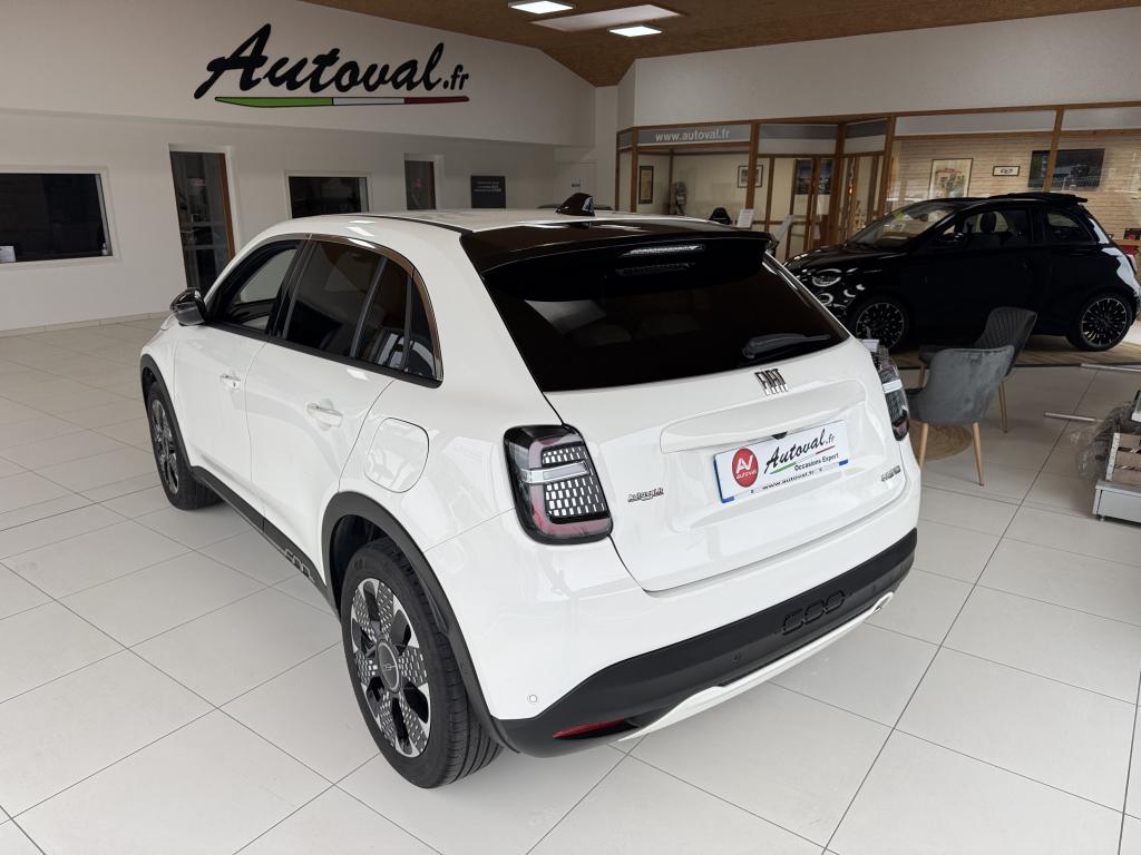 FIAT 600 1.2 HYBRID 100 CH LA PRIMA