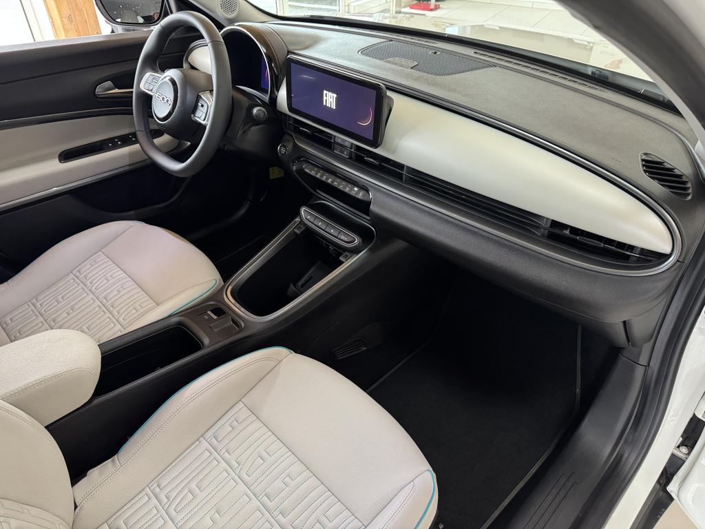 FIAT 600 1.2 HYBRID 100 CH LA PRIMA