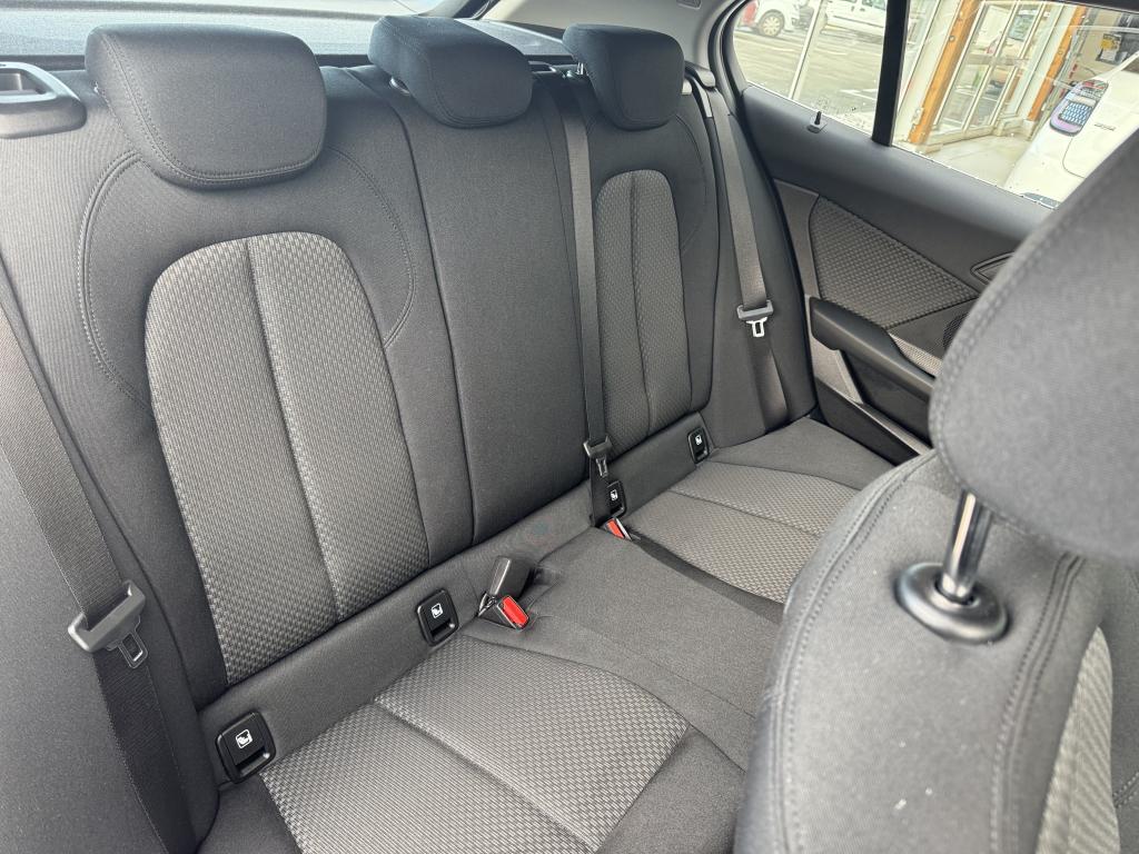 BMW SERIE 1- 116I BUSINESS DESIGN