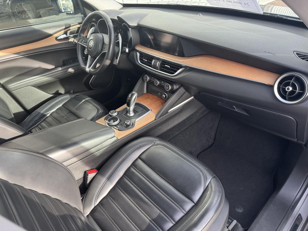 ALFA ROMEO STELVIO 2.2 MJT 210 CH Q4 AT8 LUSSO
