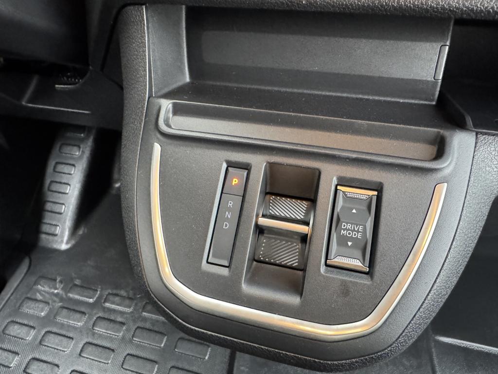 FIAT SCUDO CAB APPRO 2.0 180 CH HDI 5 PLACES PACK PREMIUM CONNECT
