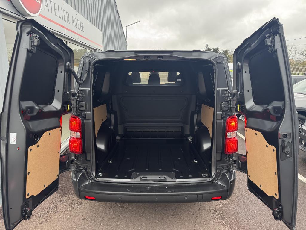 FIAT SCUDO XL CAB APPRO 2.0 180 CH HDI 5 PLACES PACK PREMIUM CONNECT