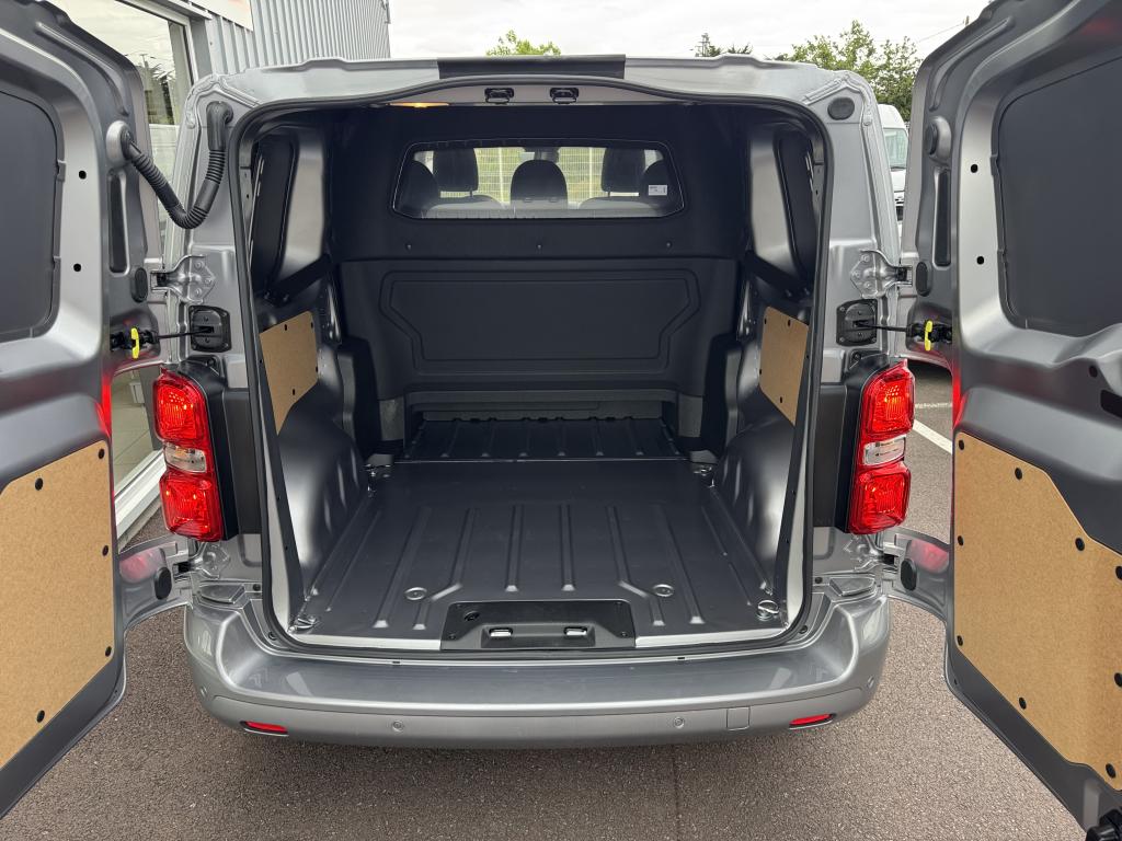 FIAT SCUDO CAB APPRO 2.0 180 CH EAT8 HDI 5 PLACES PACK PREMIUM CONNECT