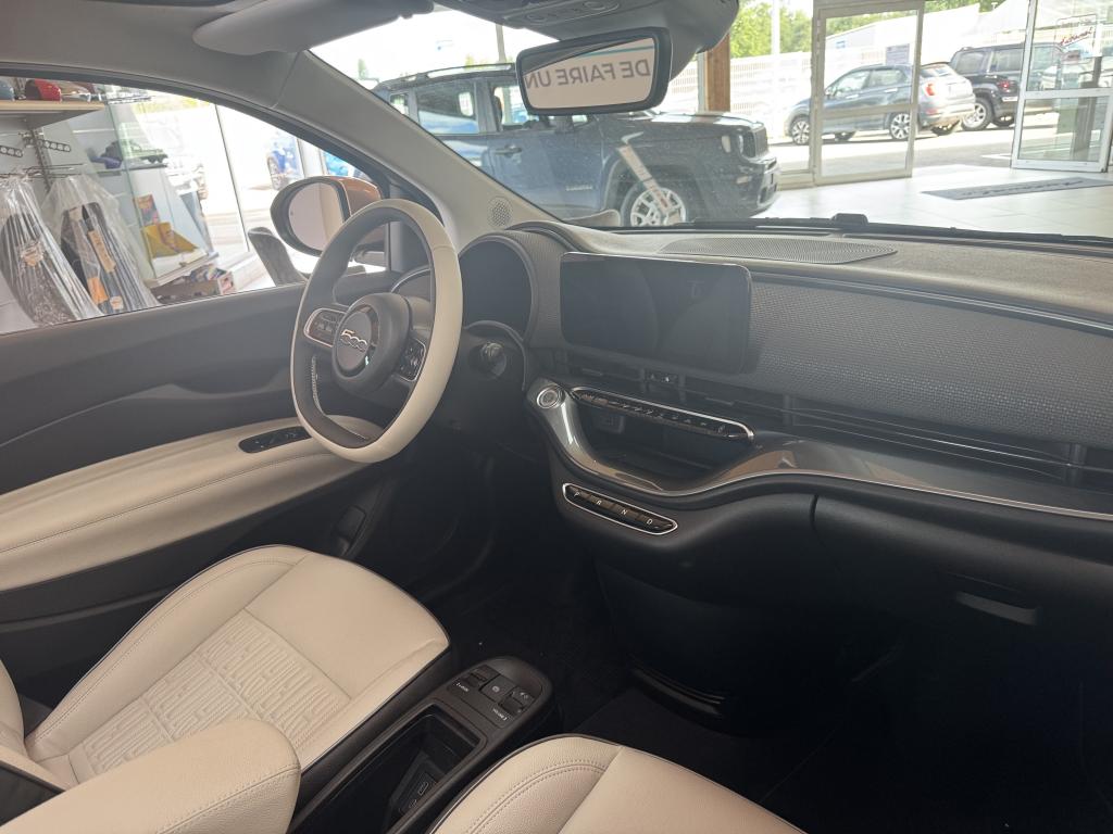 FIAT 500 C BEV 118 CH LA PRIMA 42KW