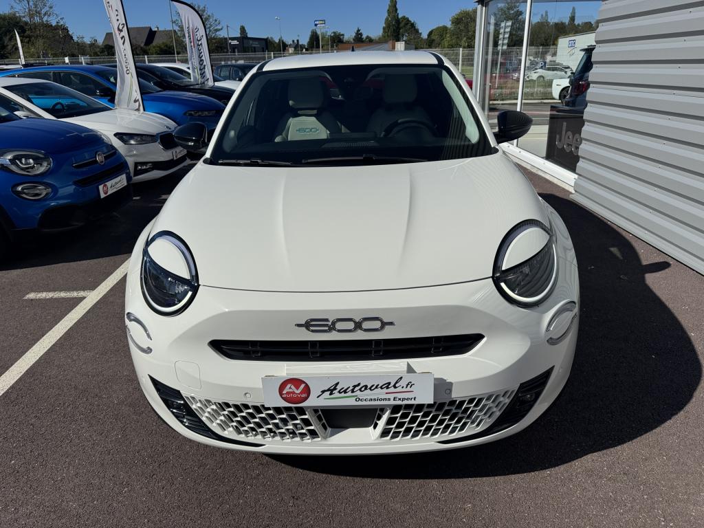 FIAT 600 1.2 HYBRID 110 CH LA PRIMA